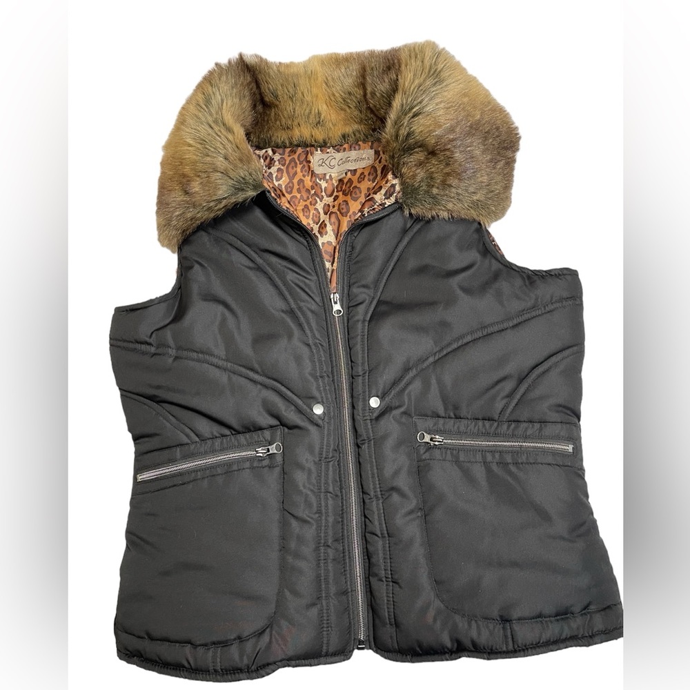 KC Collections Black full zip Vest with Faux Fur Collar‎ animal print Large
